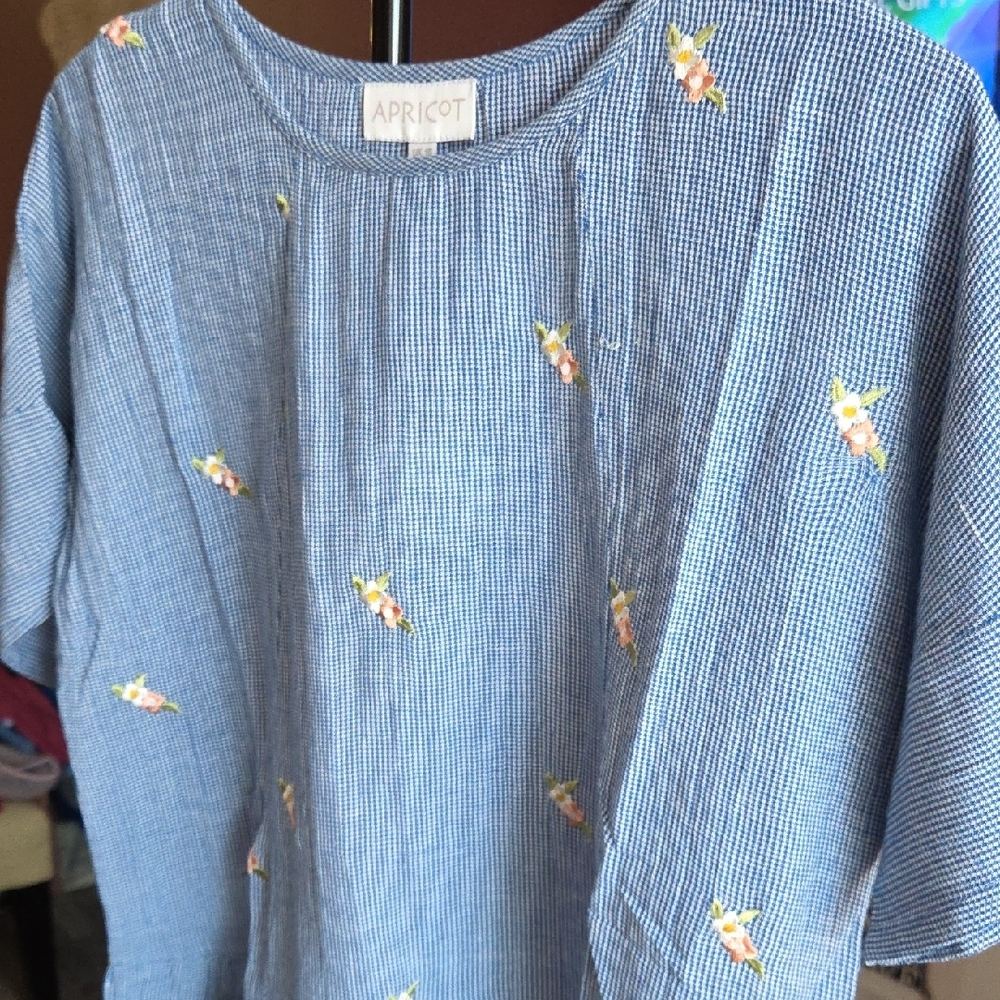 Nwt APRICOT Blue Floral Textured Peplum Top Short Sleeve Cottagecore Boho Blouse - Picture 3 of 6
